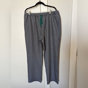 Figs Technical Collection Pisco gray scrubs with green drawstring